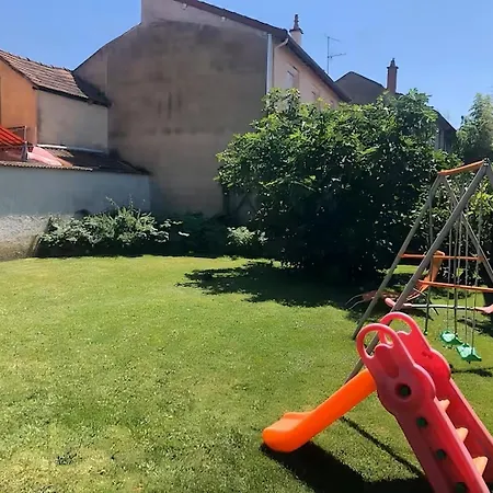 L'exotique Au Calme, Terrasse & Jardin, * Cusset